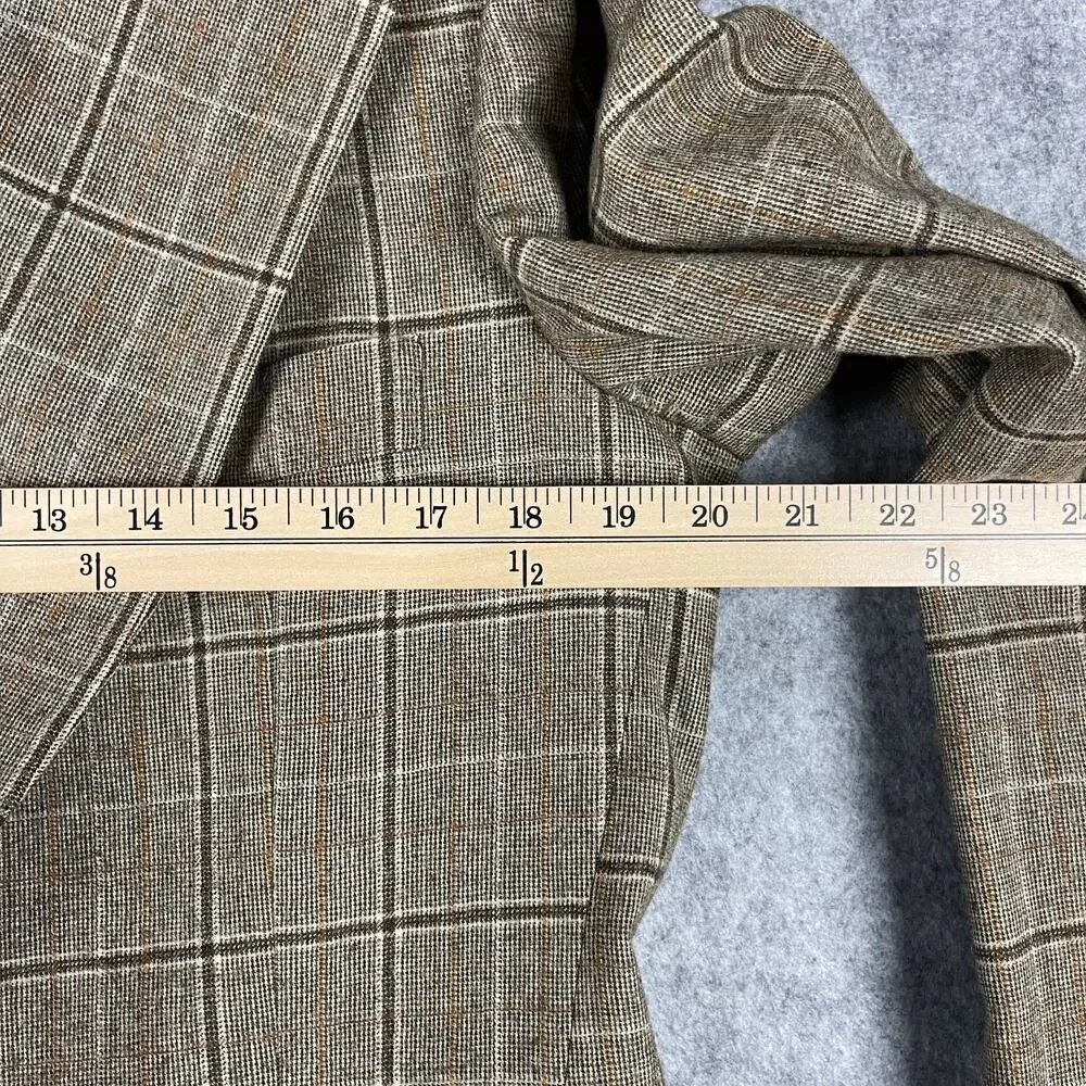 Vintage Hardy Amies Blazer Sport Coat Mens 40R Tan Plaid Wide Lapel Academia